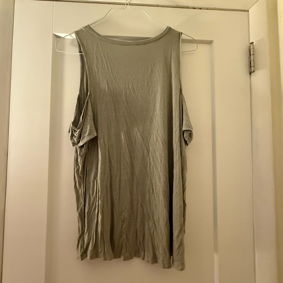 American Eagle Cold Shoulder Top – Size XL - Picture 5 of 6